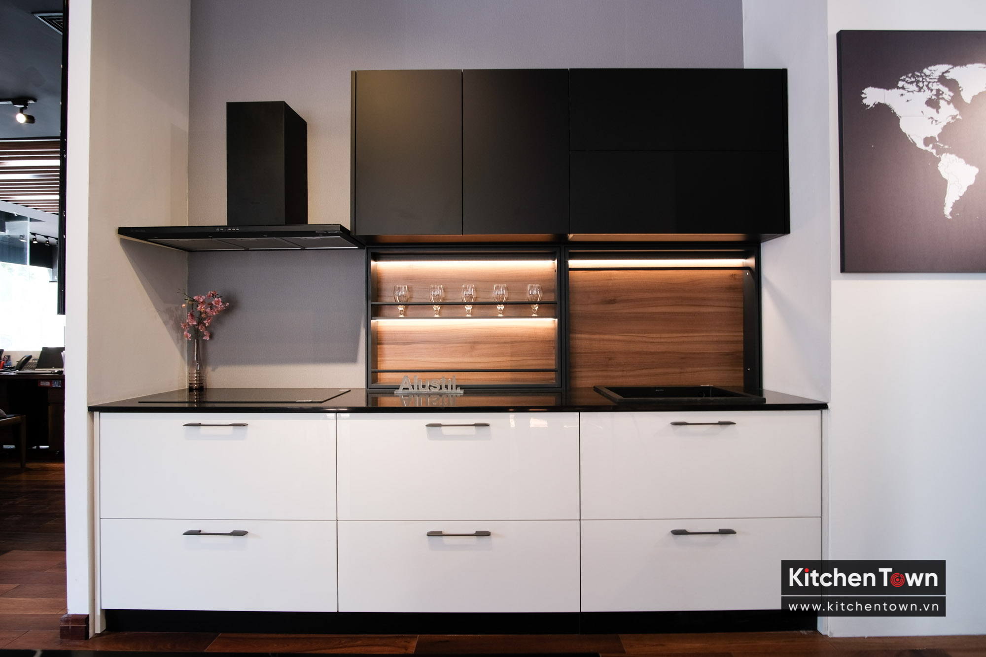 Tủ bếp thông minh chữ i dài 2m7 cho căn hộ diện tích nhỏ